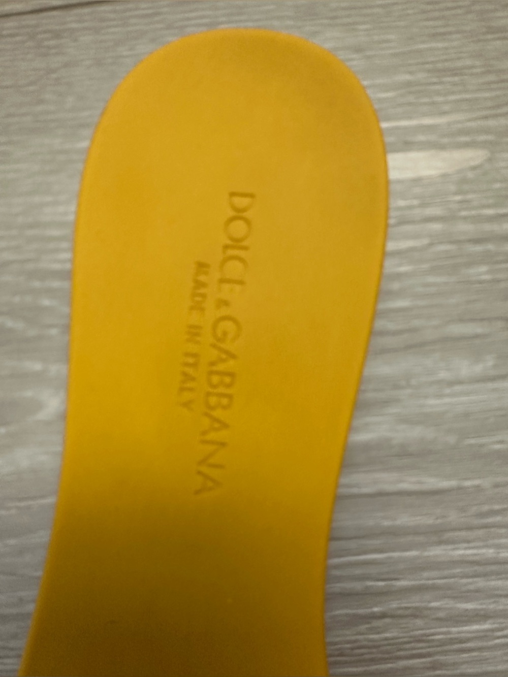 Dolce & Gabbana Cut-Out DG Rubber Sandals - Picture 7 of 15